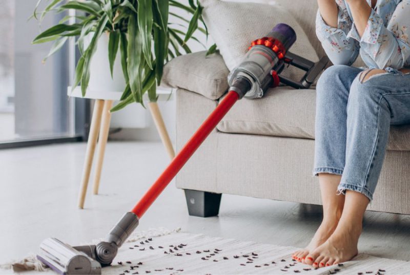 چرا جاروبرقی روشن نمیشود